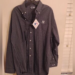 NY Yankees Crable Sportswear Men Blk/Yellow Stripe Button Down Long Sleeve SZ L.